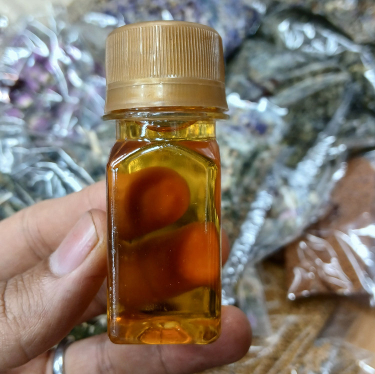 روغن بادام تلخ اصلی