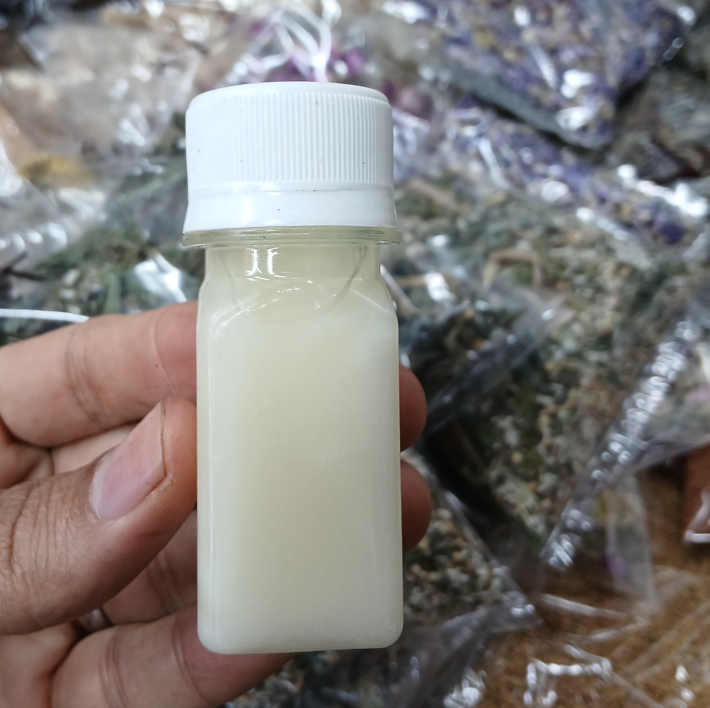 روغن شتر مرغ اصل