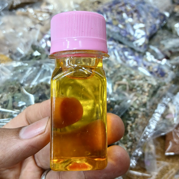 روغن بادام شیرین اصلی